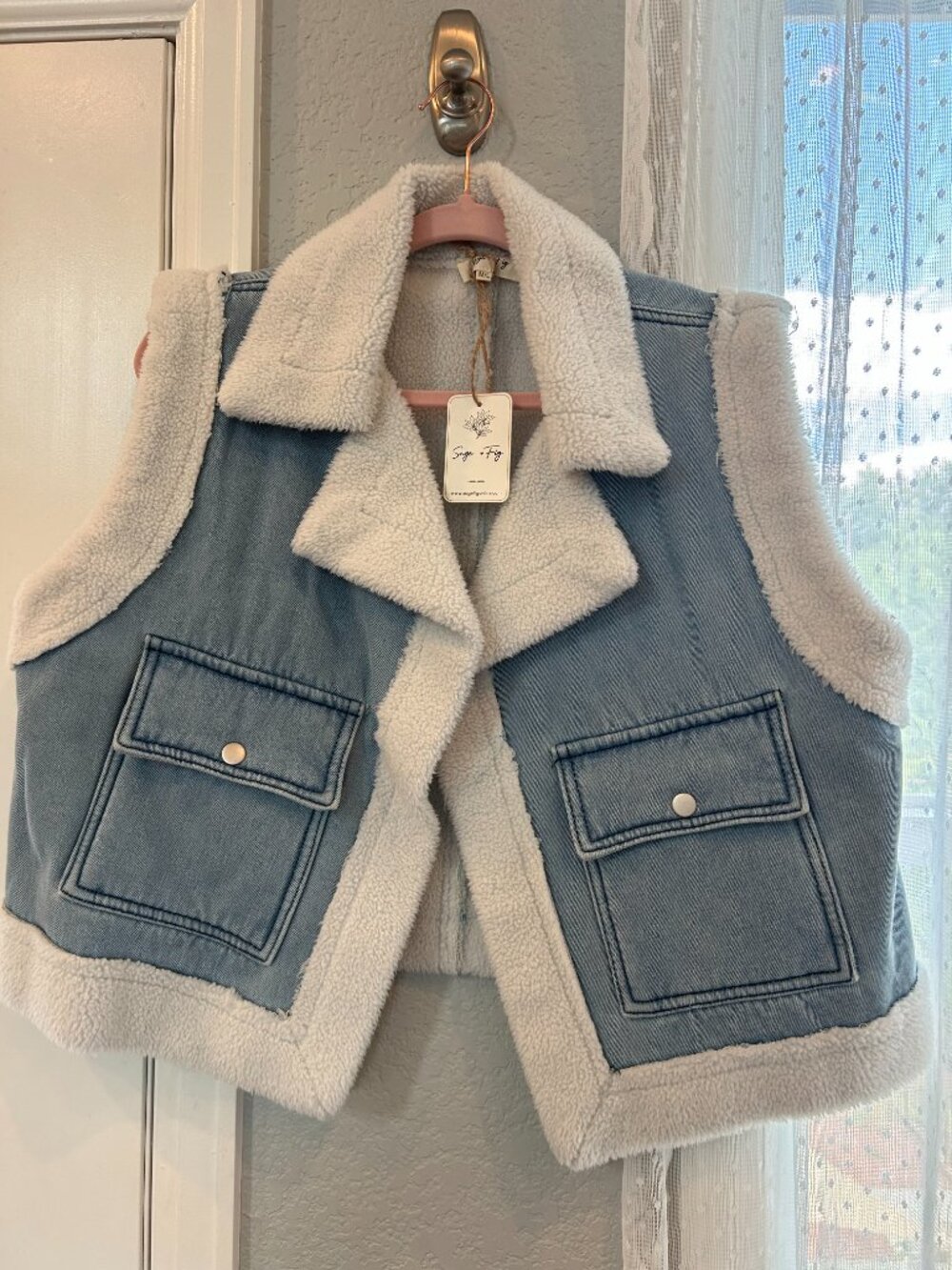 Sage + Fig NWT Sherpa Lined Light Wash Denim Vest M/L